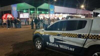 Imagem da notícia Homem é preso após agredir ex-companheira durante evento em Costa Rica